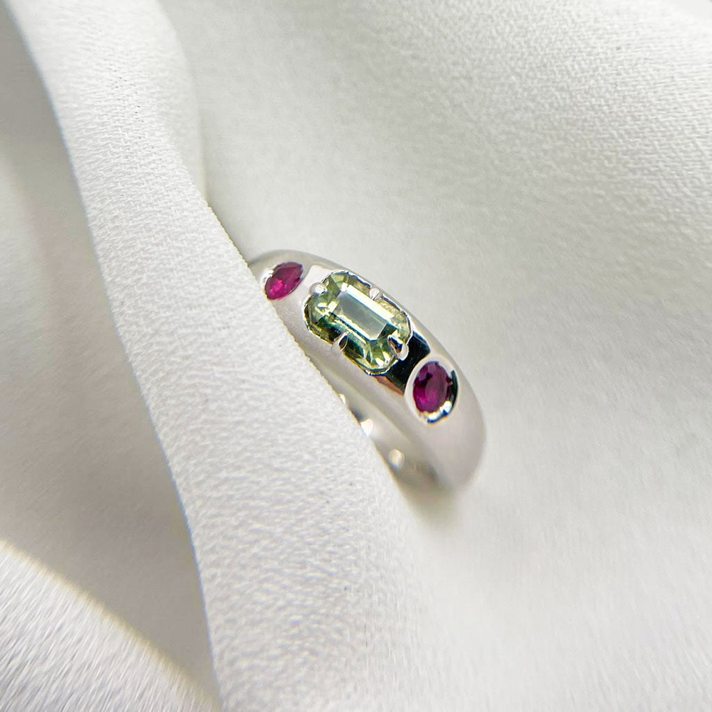 14K White Gold Green Beryl Ruby Pinky Ring