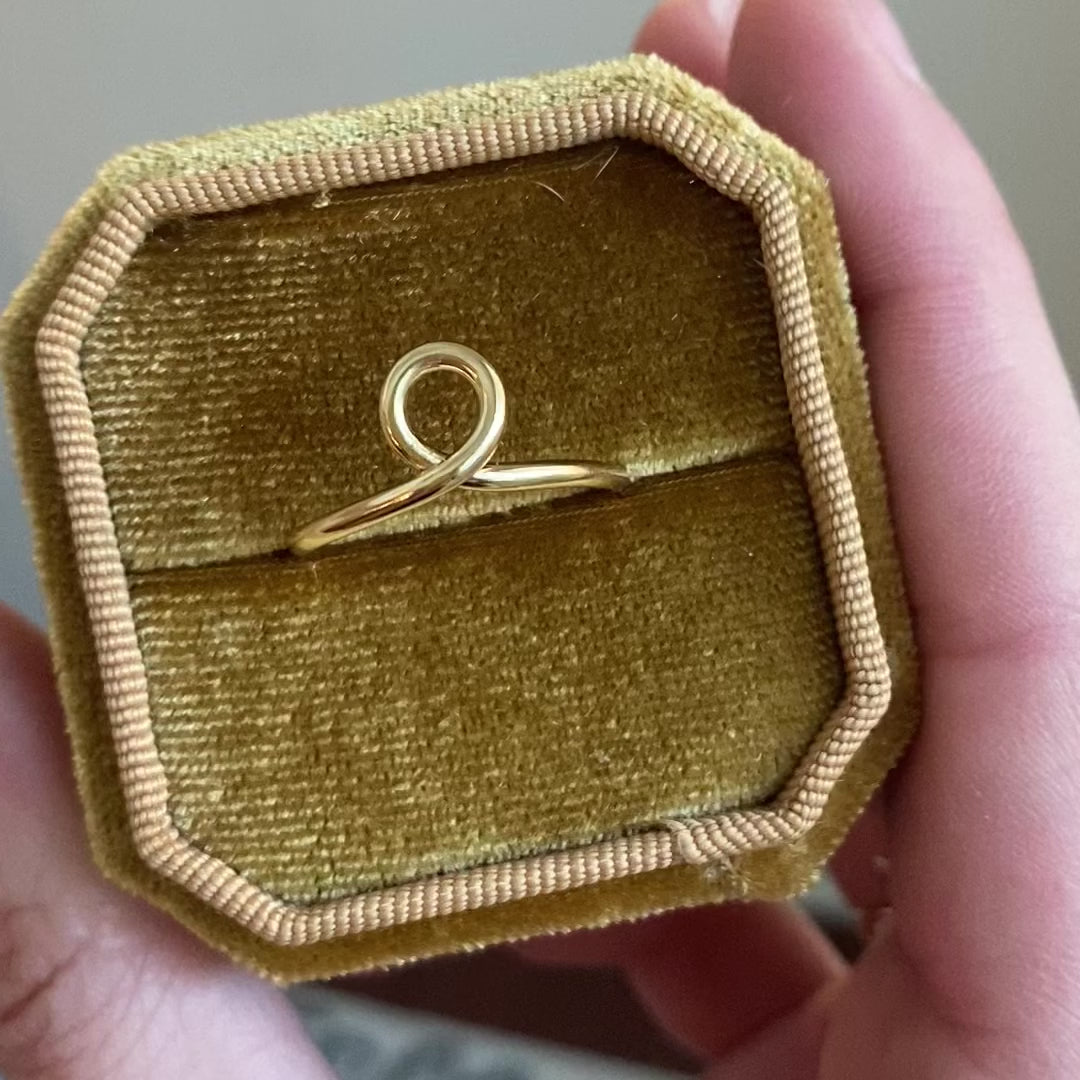 14K Yellow Gold Jillery Loopy Ring 